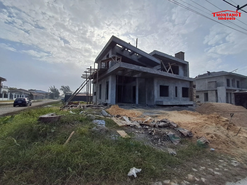 Casa com padrão único de 3 dormitórios e piscina a 100m do mar!!: 17ª foto da galeria de imagens do imóvel