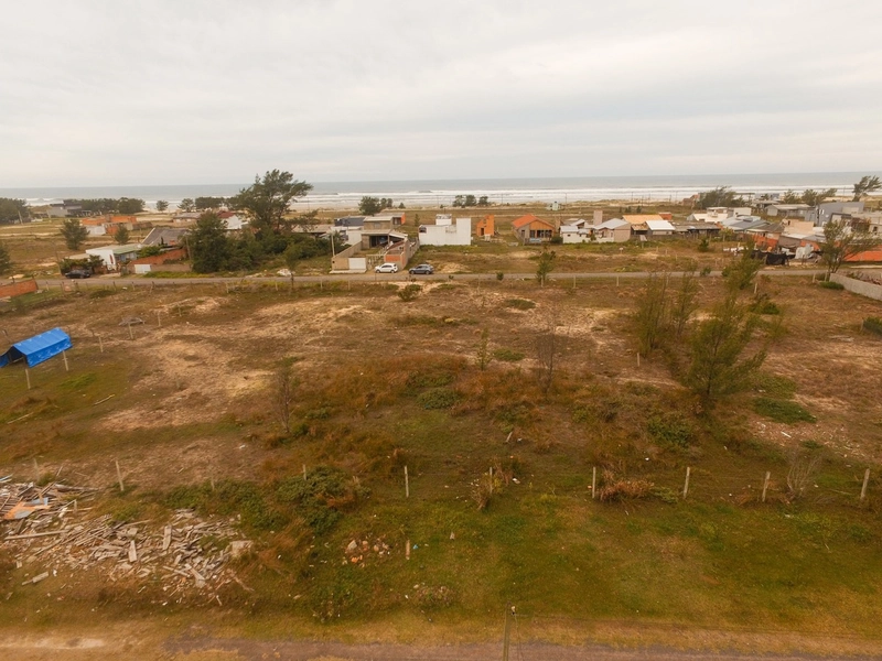EXCELENTES TERRENOS P/ INVESTIDORES E CONSTRUTORES NO JARDIM BEIRA MAR: 1ª foto da galeria de imagens do imóvel