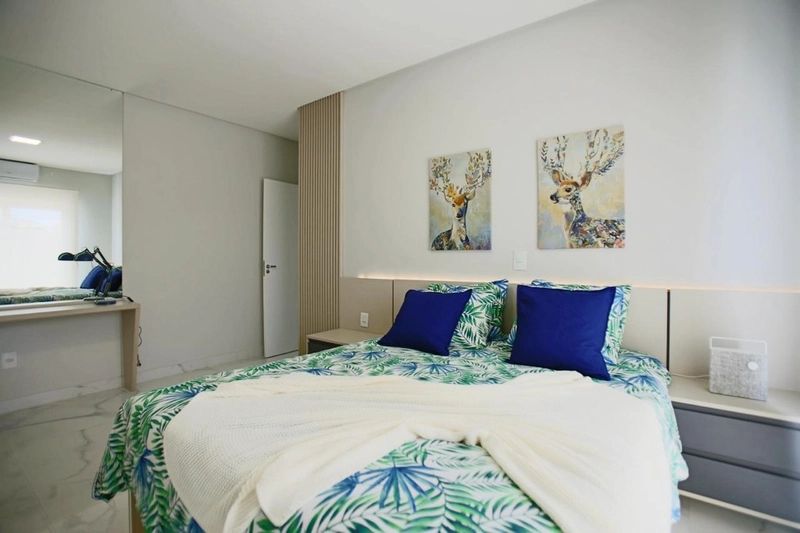 Casa com padrão único com 3 dormitórios e piscina no bairro Zona Nova: 8ª foto da galeria de imagens do imóvel