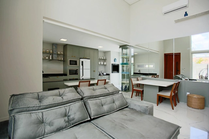 Casa com padrão único com 3 dormitórios e piscina no bairro Zona Nova: 21ª foto da galeria de imagens do imóvel