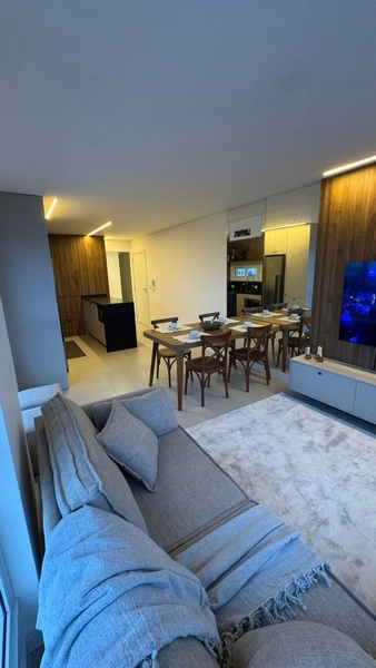 Apartamento de padrão exclusivo com 3 dormitórios e piscina: 5ª foto da galeria de imagens do imóvel