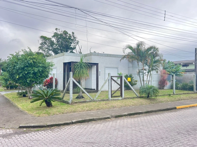 Casa mobiliada com 2 quartos e enorme terreno: 21ª foto da galeria de imagens do imóvel