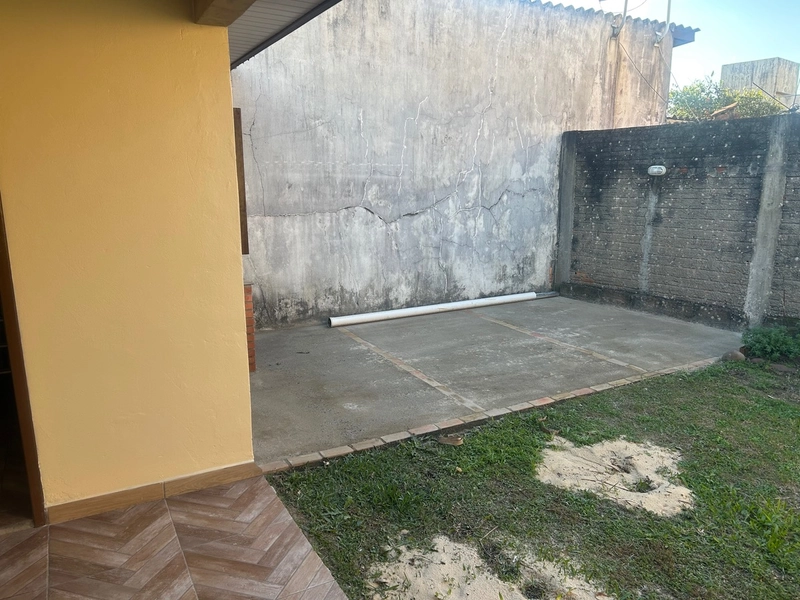 Casa 3 quartos, 3 quadras do mar terreno inteiro em Capão da Canoa: 9ª foto da galeria de imagens do imóvel