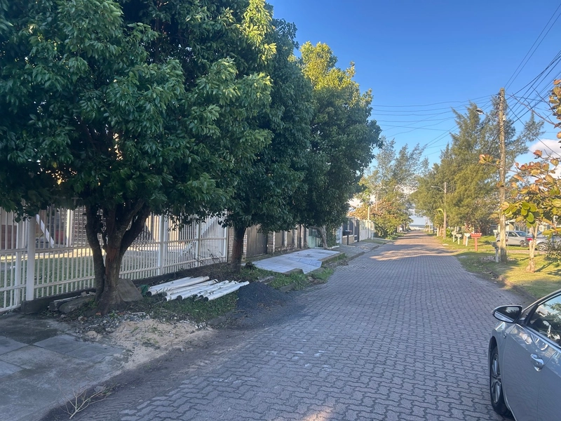 Casa 3 quartos, 3 quadras do mar terreno inteiro em Capão da Canoa: 14ª foto da galeria de imagens do imóvel