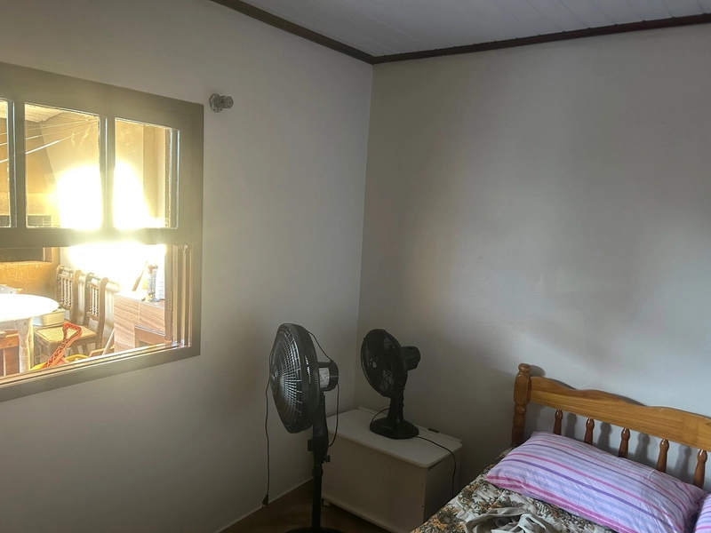 Casa 3 quartos, 3 quadras do mar terreno inteiro em Capão da Canoa: 4ª foto da galeria de imagens do imóvel