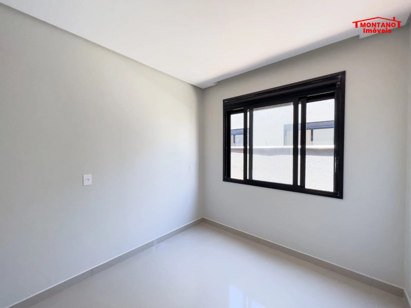 CASA EM ALTO PADRÃO CONSTRUTIVO EM CAPÃO DA CANOA: 7ª foto da galeria de imagens do imóvel
