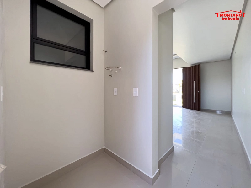 CASA EM ALTO PADRÃO CONSTRUTIVO EM CAPÃO DA CANOA: 12ª foto da galeria de imagens do imóvel
