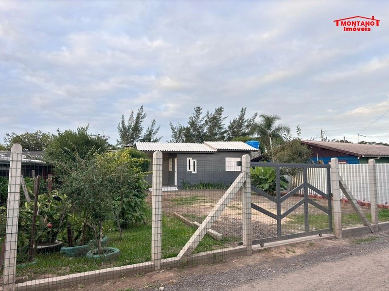 Lindo Chalé em Terreno Inteiro!: 2ª foto da galeria de imagens do imóvel