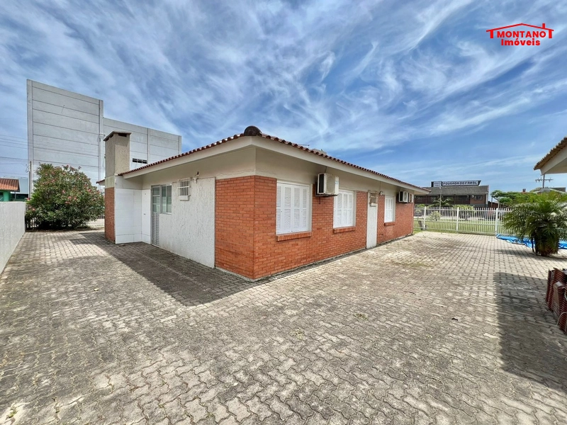 CASA LADO MAR - AO LADO DO FAROL DA ARAÇA: 9ª foto da galeria de imagens do imóvel