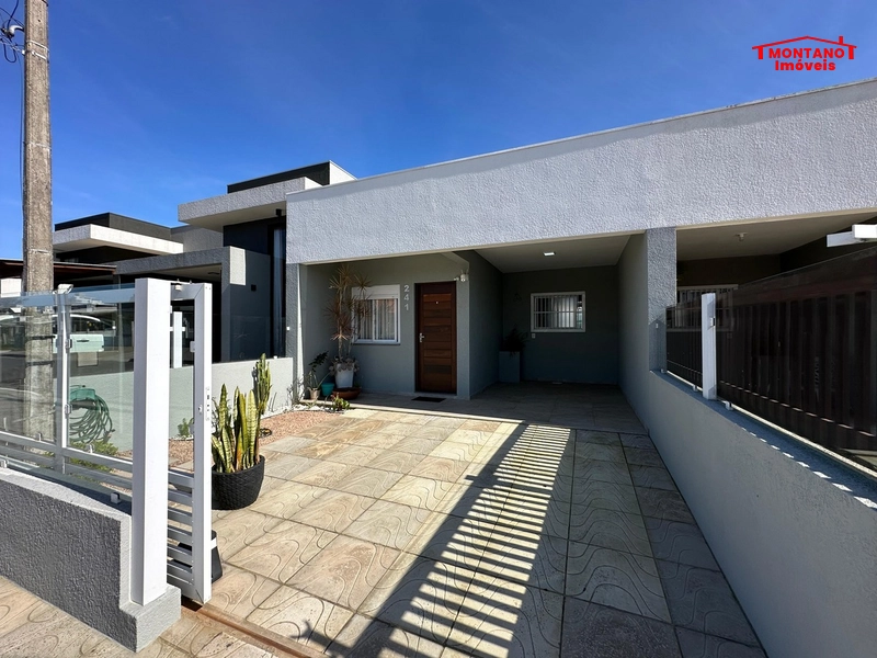 CASA À VENDA EM CAPÃO DA CANOA