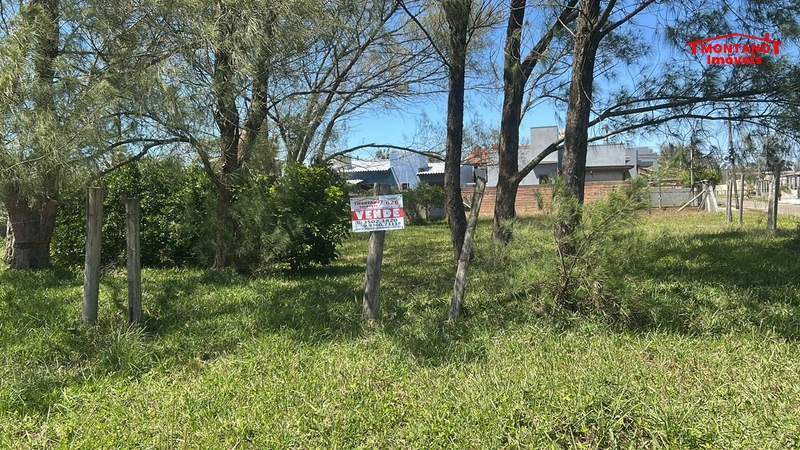 Terreno Enorme  de Esquina - 1 Quadra do Mar!: 1ª foto da galeria de imagens do imóvel