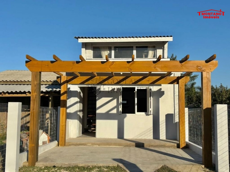 Sobrado lado serra- a poucos metros da Avenida Paraguassú