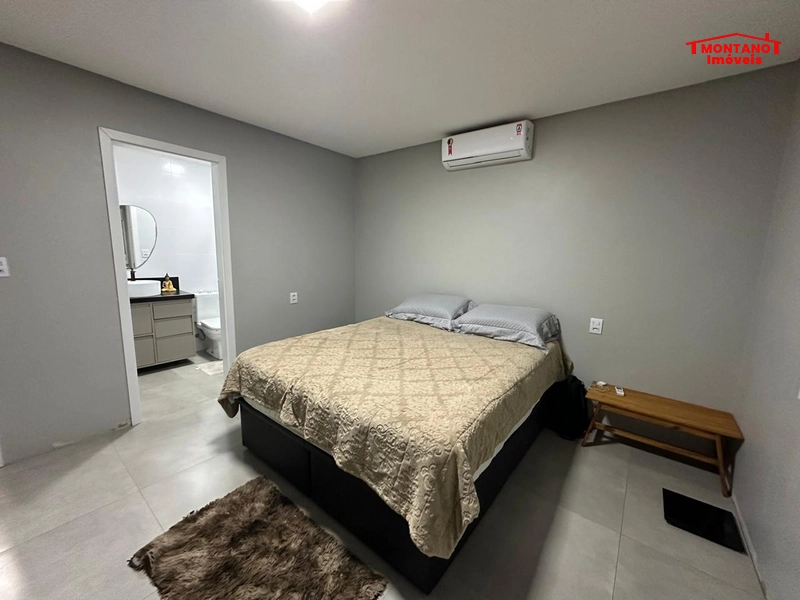 CASA Á VENDA- LADO MAR: 15ª foto da galeria de imagens do imóvel