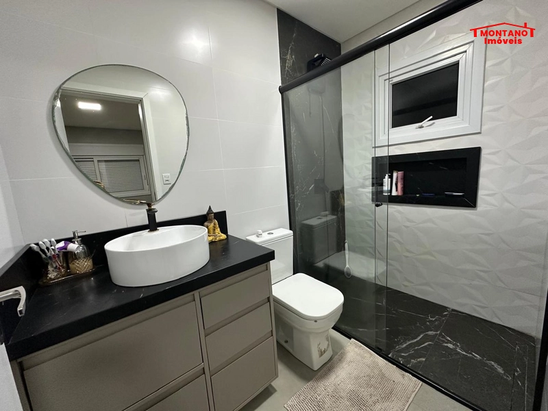 CASA Á VENDA- LADO MAR: 12ª foto da galeria de imagens do imóvel