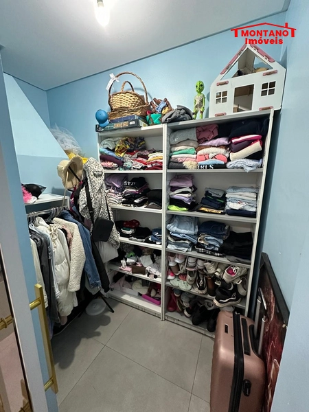 CASA Á VENDA- LADO MAR: 2ª foto da galeria de imagens do imóvel