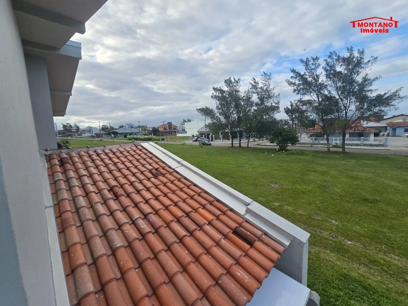 SOBRADO À VENDA, BAIRRO DE MORADORES E LOCALIZADO PRÓXIMO AO MAR !: 5ª foto da galeria de imagens do imóvel