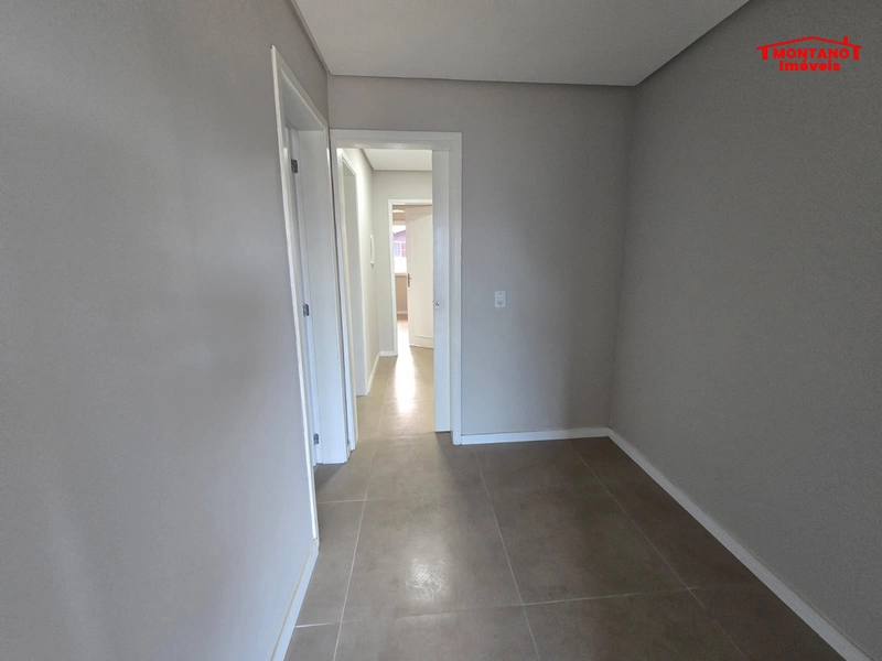 SOBRADO À VENDA, BAIRRO DE MORADORES E LOCALIZADO PRÓXIMO AO MAR !: 6ª foto da galeria de imagens do imóvel