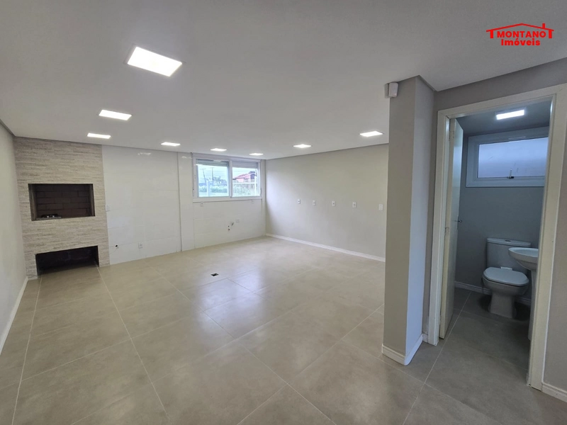 SOBRADO À VENDA, BAIRRO DE MORADORES E LOCALIZADO PRÓXIMO AO MAR !: 29ª foto da galeria de imagens do imóvel