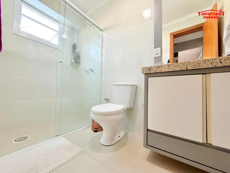 APARTAMENTO À VENDA COM 3 VAGAS E 2 TERRAÇOS ÓTIMOS  Parece uma casa!: 17ª foto da galeria de imagens do imóvel