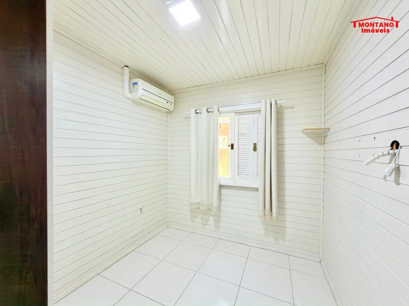 CASA À VENDA- LADO MAR: 23ª foto da galeria de imagens do imóvel