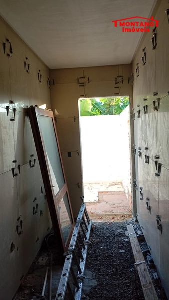 CASA 3 DORMITÓRIOS (1 SUITE) - 137M² - FRENTE AVENIDA: 12ª foto da galeria de imagens do imóvel