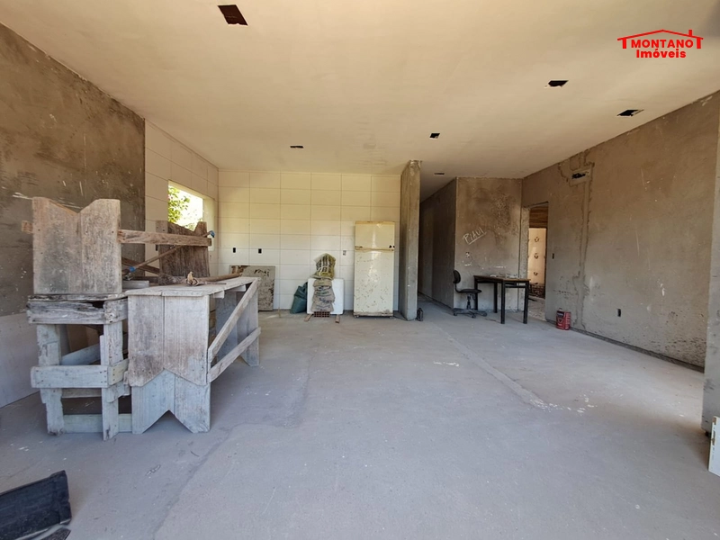 CASA 3 DORMITÓRIOS (1 SUITE) - 137M² - FRENTE AVENIDA: 3ª foto da galeria de imagens do imóvel