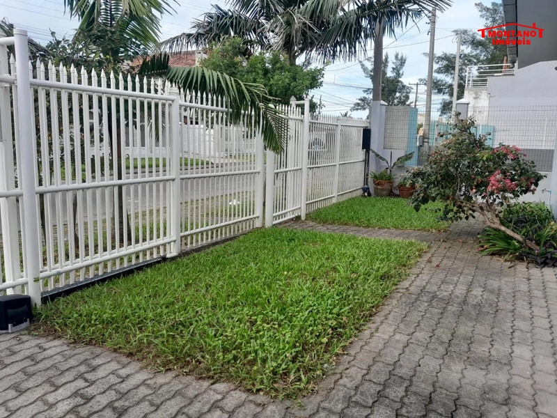 CASA EM CAPÃO DA CANOA - JARDIM BEIRA MAR - LADO MAR (4  QUADRAS): 5ª foto da galeria de imagens do imóvel