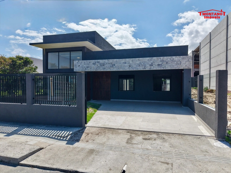 ‎Casa à venda com 4 Suítes