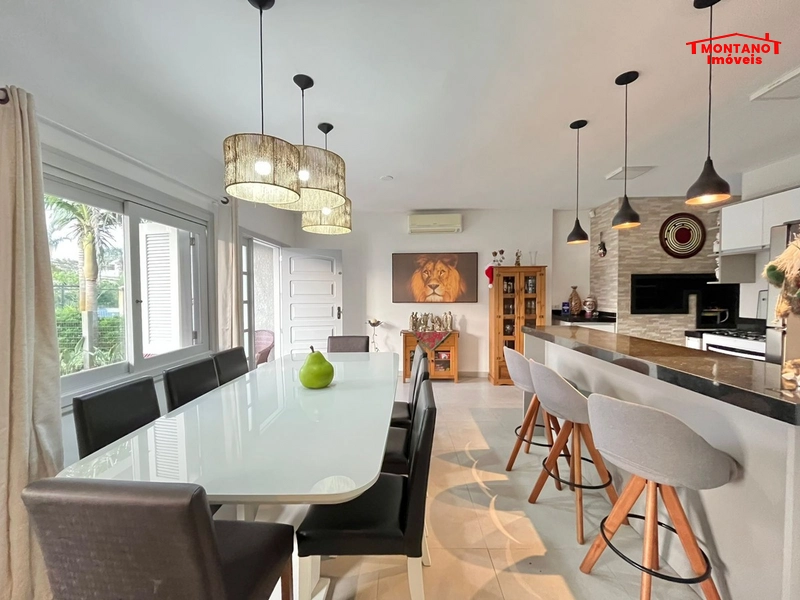 NOVIDADE - CASA PRÓXIMO AO MAR NO BAIRRO ARAÇA: 5ª foto da galeria de imagens do imóvel