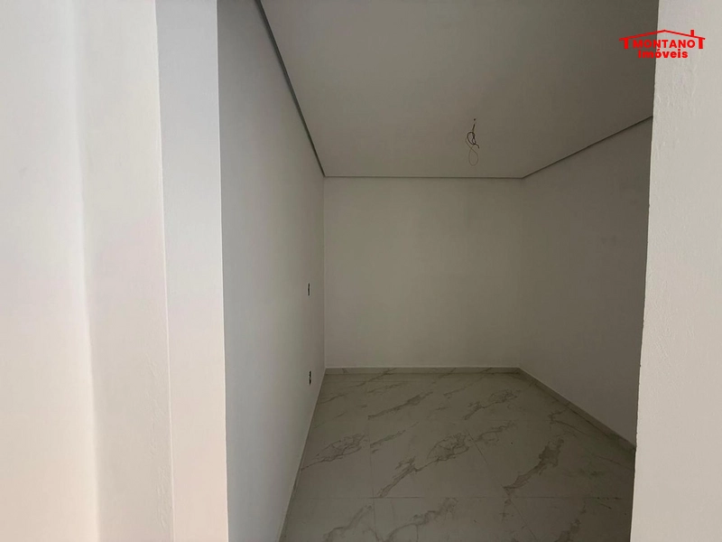 OPORTUNIDADE- Casa à 50 metros do mar: 3ª foto da galeria de imagens do imóvel