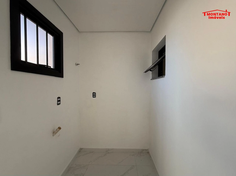 OPORTUNIDADE- Casa à 50 metros do mar: 4ª foto da galeria de imagens do imóvel