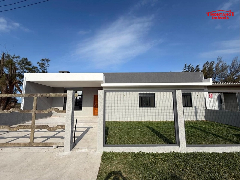 OPORTUNIDADE- Casa à 50 metros do mar