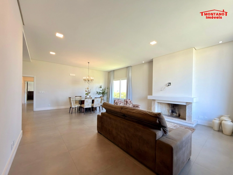 CASA NO CONDOMÍNIO DUBAI: 3ª foto da galeria de imagens do imóvel