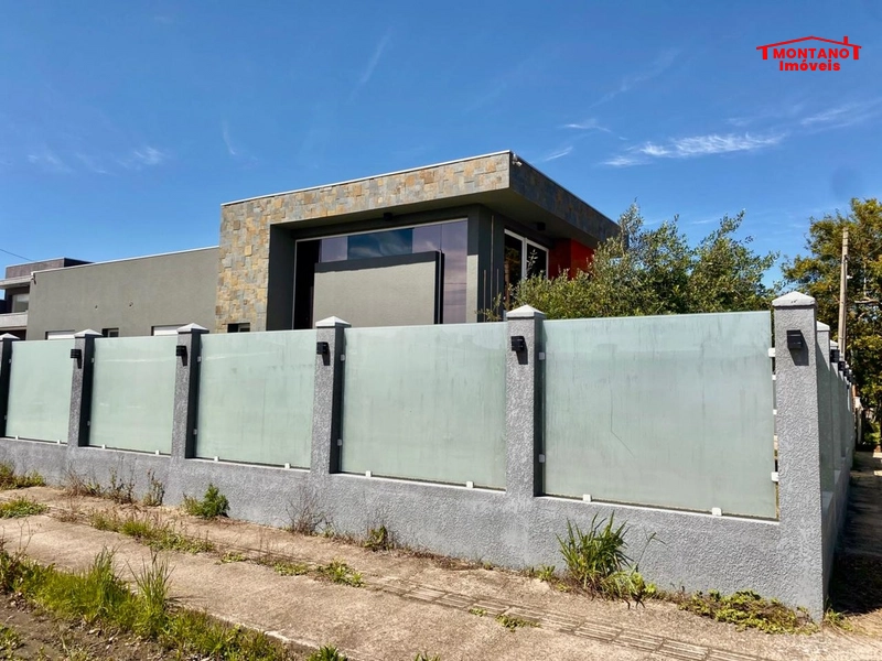 Bem localizada no bairro  Araçá, atrás do restaurante Galo: 24ª foto da galeria de imagens do imóvel