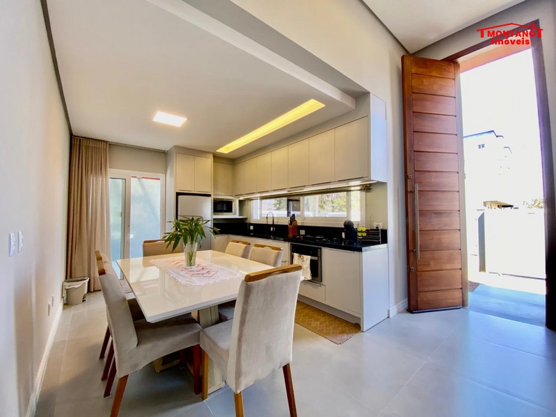 Bem localizada no bairro  Araçá, atrás do restaurante Galo: 20ª foto da galeria de imagens do imóvel