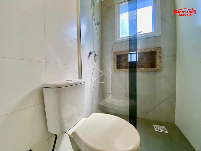 Bem localizada no bairro  Araçá, atrás do restaurante Galo: 26ª foto da galeria de imagens do imóvel