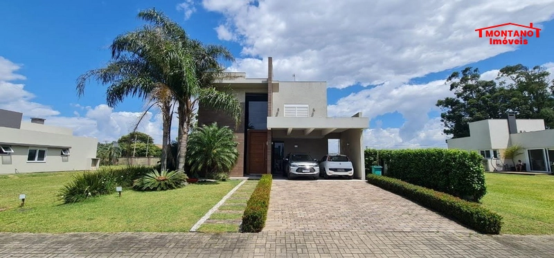 Sobrado Alto Padrão – Condomínio Dubai