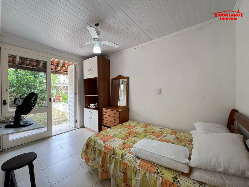 CASA A DUAS QUADRAS DO MAR: 3ª foto da galeria de imagens do imóvel