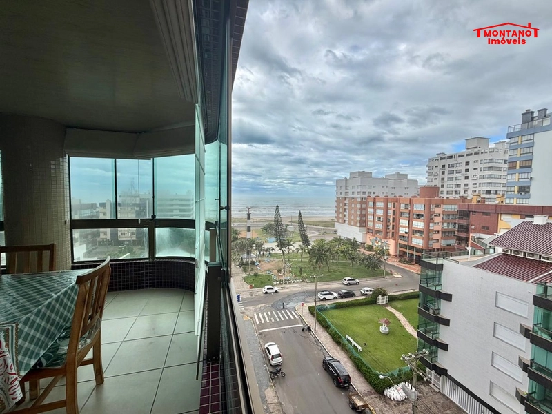 Apartamento à venda em Capão da Canoa com 4 quartos e 2 suítes: 1ª foto da galeria de imagens do imóvel