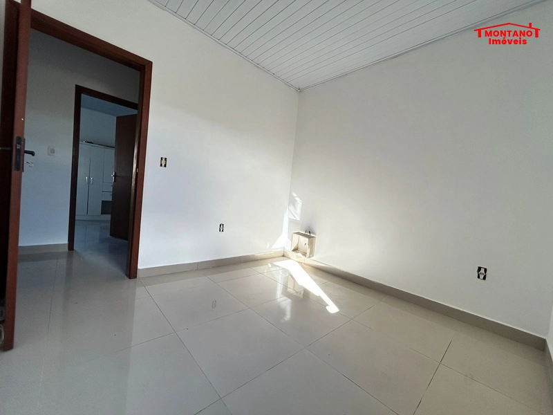 CASA BEM LOCALIZADA- A 4 KM DO CENTRO DE CAPÃO DA CANOA: 20ª foto da galeria de imagens do imóvel