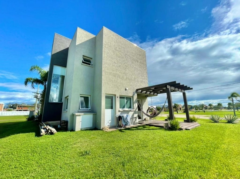 Sobrado mobiliado no Condomínio Dubai Resort: 34ª foto da galeria de imagens do imóvel