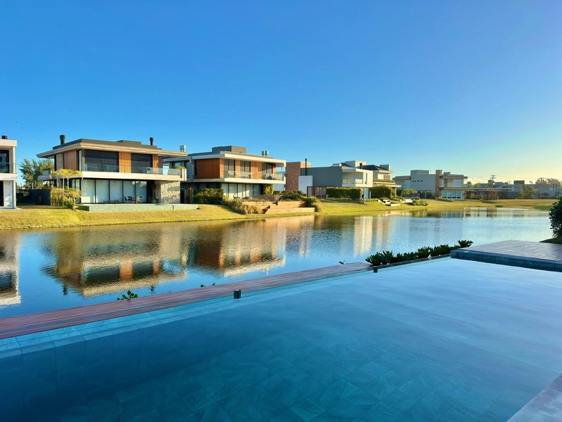 CASA EM CONDOMÍNIO 5 SUITES: 11ª foto da galeria de imagens do imóvel