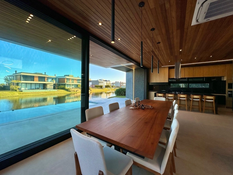 CASA EM CONDOMÍNIO 5 SUITES: 10ª foto da galeria de imagens do imóvel