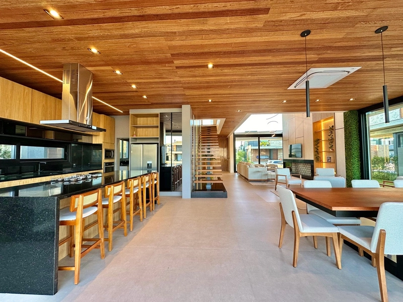 CASA EM CONDOMÍNIO 5 SUITES: 13ª foto da galeria de imagens do imóvel
