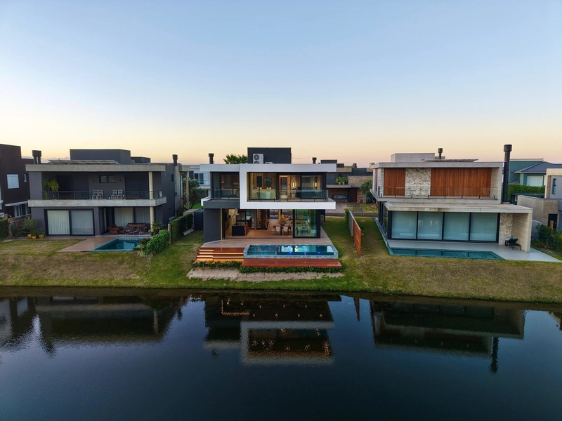 CASA EM CONDOMÍNIO 5 SUITES: 26ª foto da galeria de imagens do imóvel