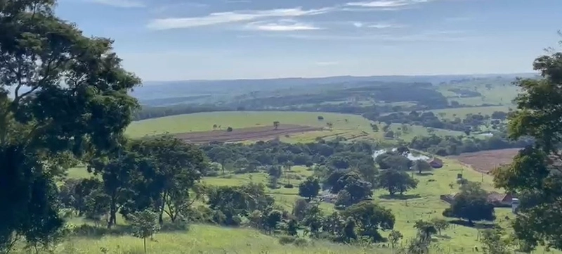 Fazenda, 432,21 Ha, em Cumari-GO Às margens da rodovia GO-402: 1ª foto da galeria de imagens do imóvel