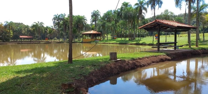 Fazenda de LUXO em Luziânia-GO, 140,36 Ha). Estrutura cinematográfica.: 7ª foto da galeria de imagens do imóvel