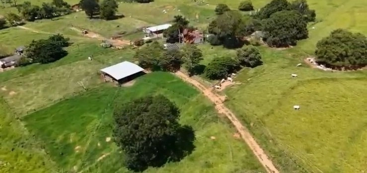 Fazenda para GADO em Araguari-MG: 11ª foto da galeria de imagens do imóvel