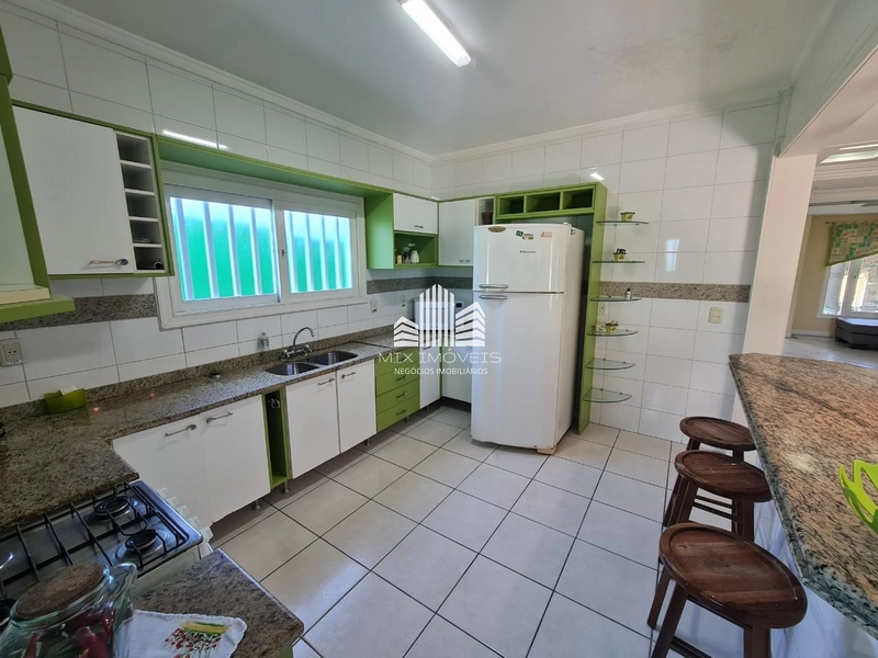 Excelente Sobrado/Duplex a uma quadra do mar, Centro Xangri-lá RS!: 8ª foto da galeria de imagens do imóvel
