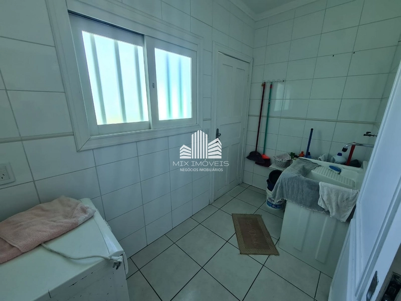 Excelente Sobrado/Duplex a uma quadra do mar, Centro Xangri-lá RS!: 9ª foto da galeria de imagens do imóvel